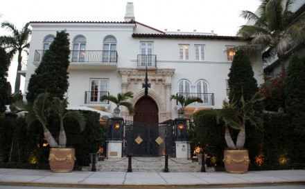 O exterior da Casa Casuarina, em Miami Beach, hoje um hotel boutique